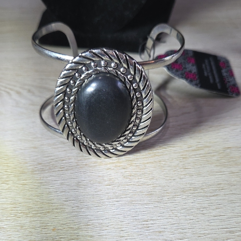 🌹#75 Paparazzi Black and Silver Intricate Bracelet